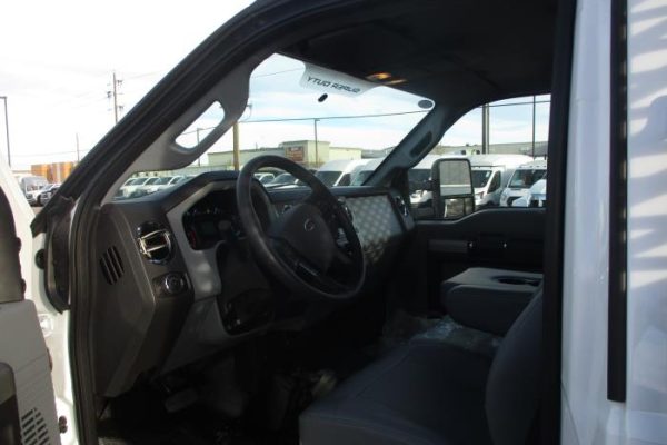 1586930-std